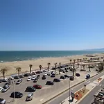 4 Personnes Vue Avec Parking *